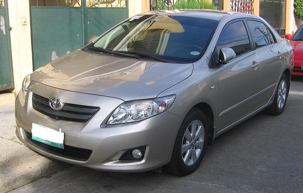 2008-2010_Toyota_Corolla_Altis_Ph Mike384 via Wikimedia.