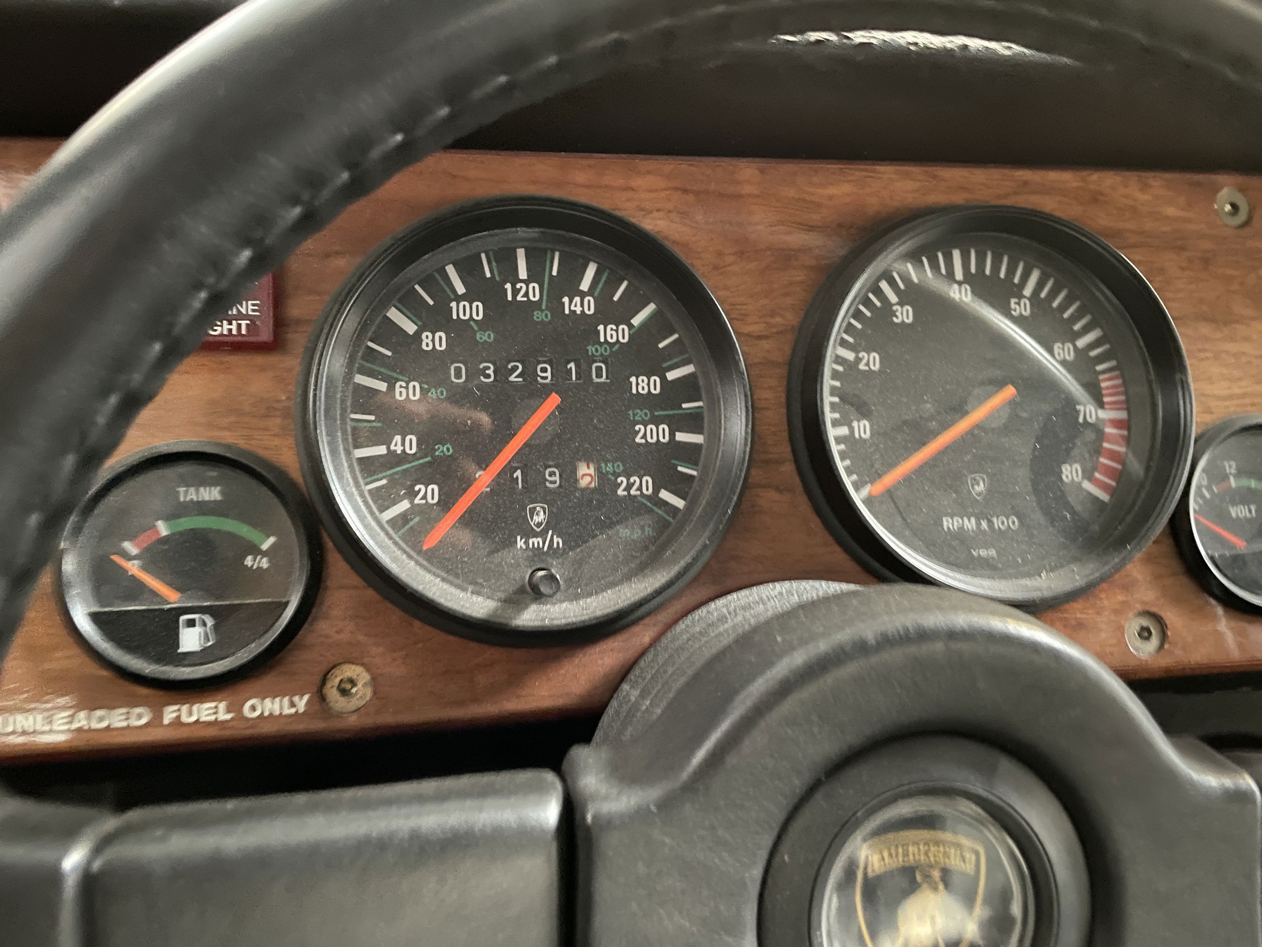 1992 Lamborghini LM002 interior - Classic Driver.