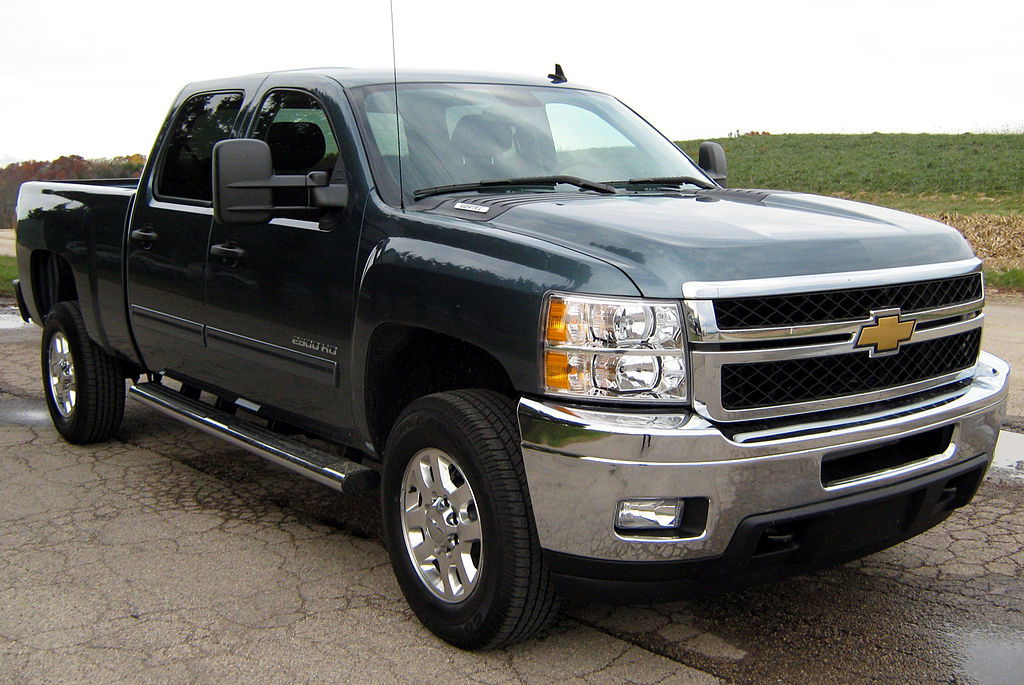 2012_Chevrolet_Silverado_2500_--_NHTSA via Wikimedia.