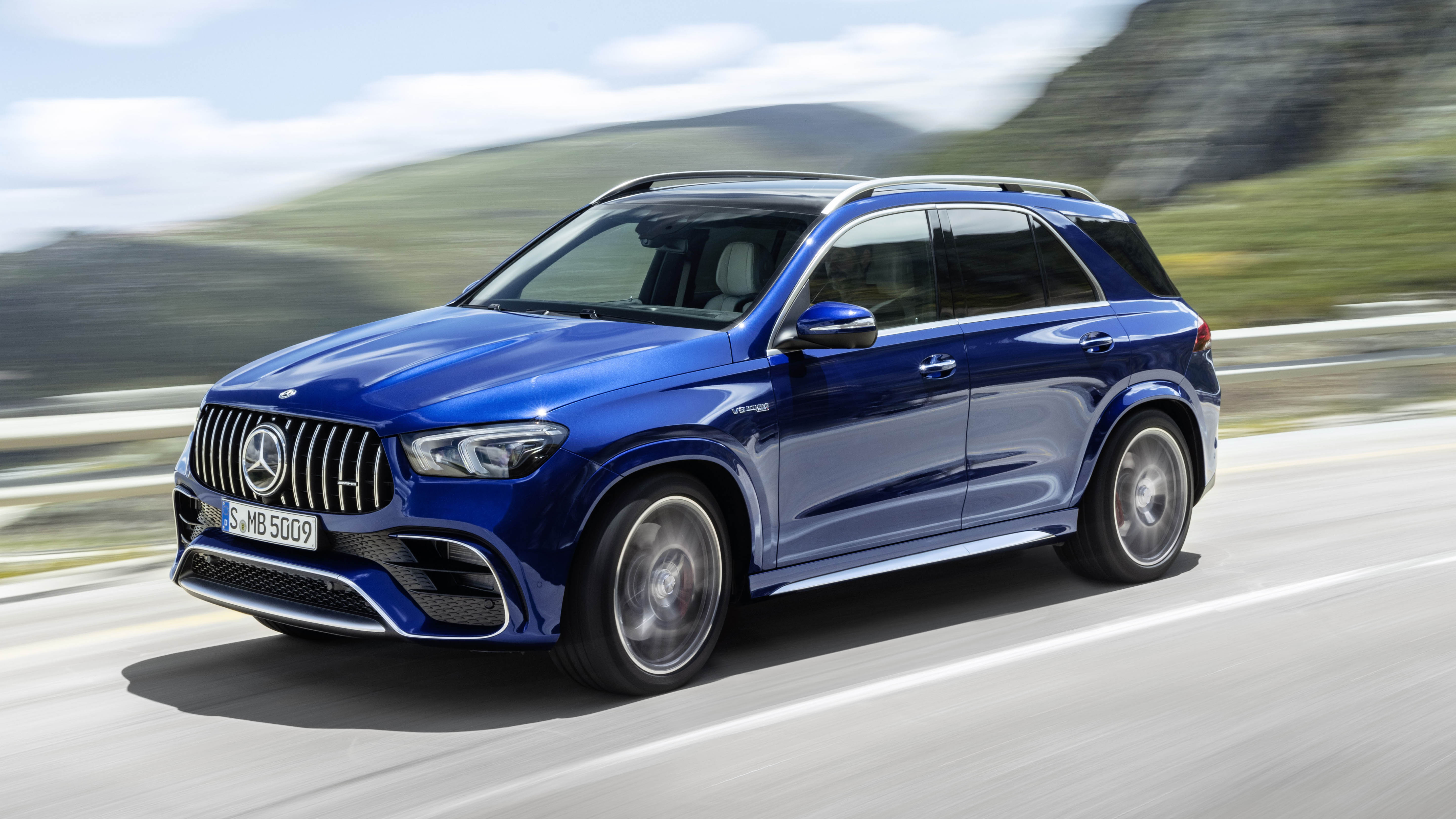 2023 Mercedes-AMG GLS 63 4MATIC+ performance.