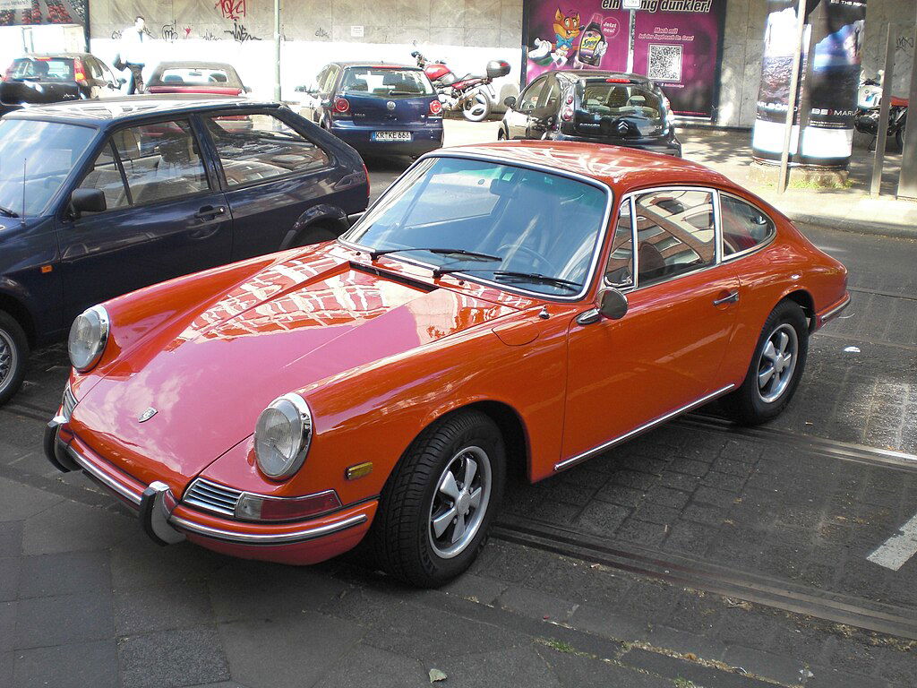 1965-1969 Porsche_912_912 frontleft Detectandpreserve via Wikimedia.