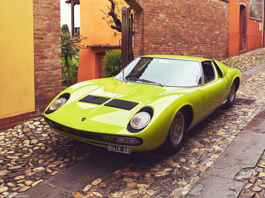 1969 Lamborghini Miura P400S.