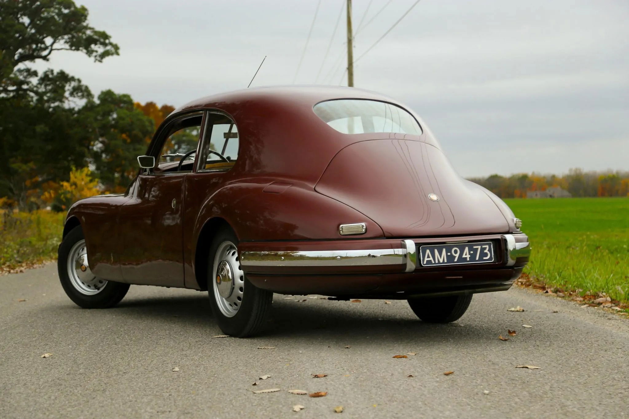 1951_bristol_401 rear via Bring a Trailer.