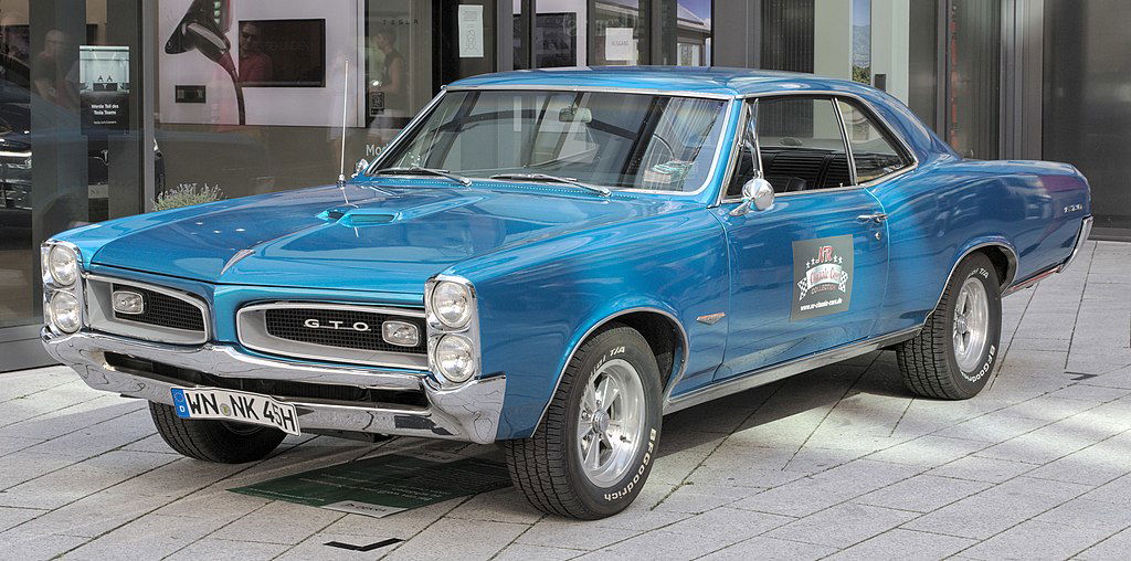 1964-1967 Pontiac_GTO_Alexander Migl via Wikimedia.