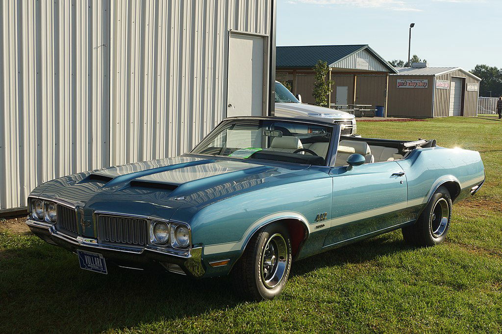 1970_Oldsmobile_442_W-30_Convertible Wikimedia.