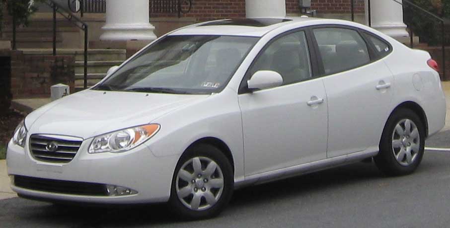 2007-2008 4th_Hyundai_Elantra_GLS IFCAR via Wikimedia.