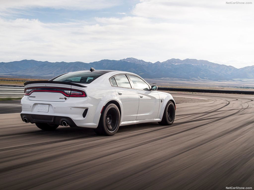 2021 Dodge-Charger_SRT_Hellcat_Redeye rear.