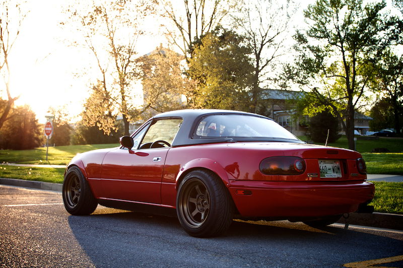 1990 Mazda_Miata Rob King via Wikimedia.