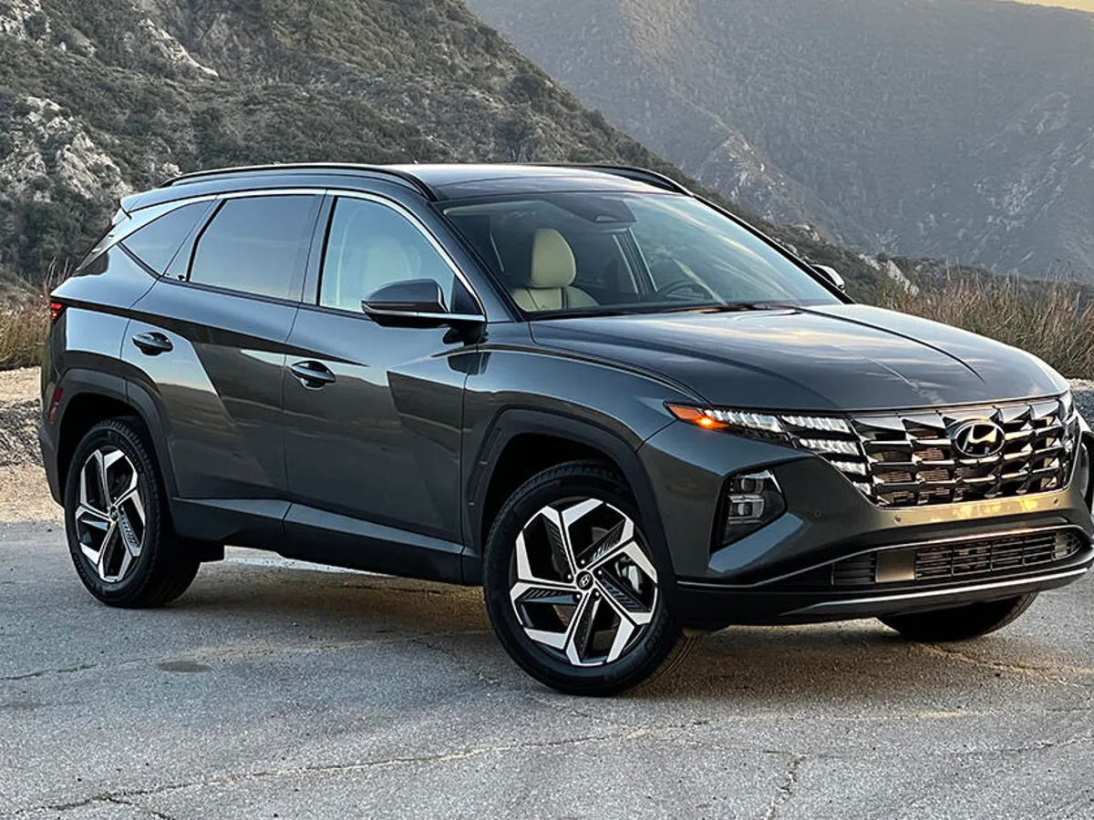 2022 Hyundai Tucson Limited AWD.