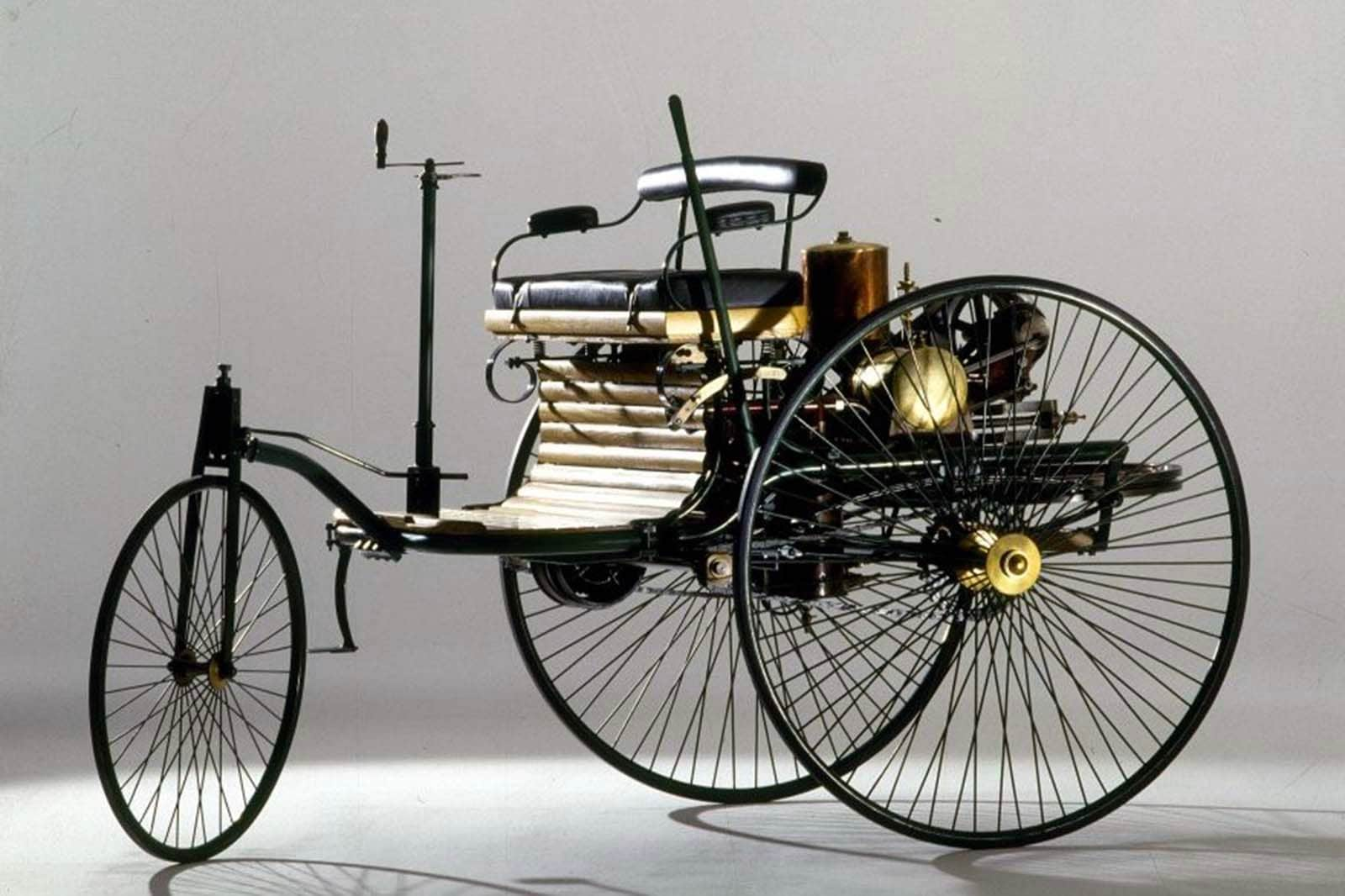 mercedes-benz_first model.