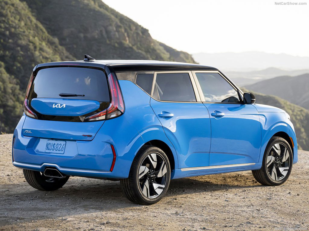 2024 Kia Soul rear.