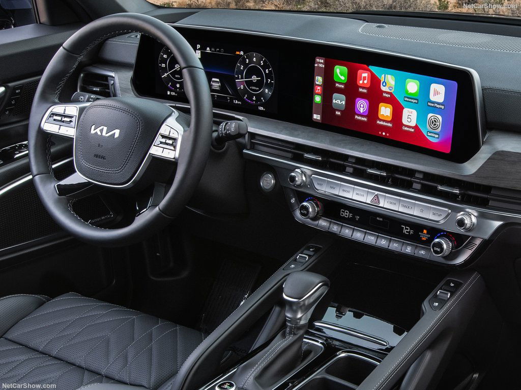 2024 Kia Telluride infotainment and technology.