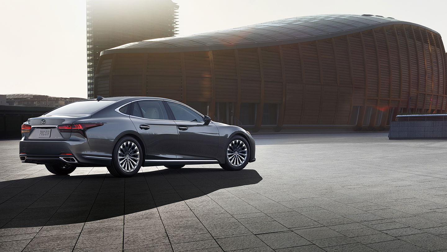 2024 Lexus LS 500 design updates.