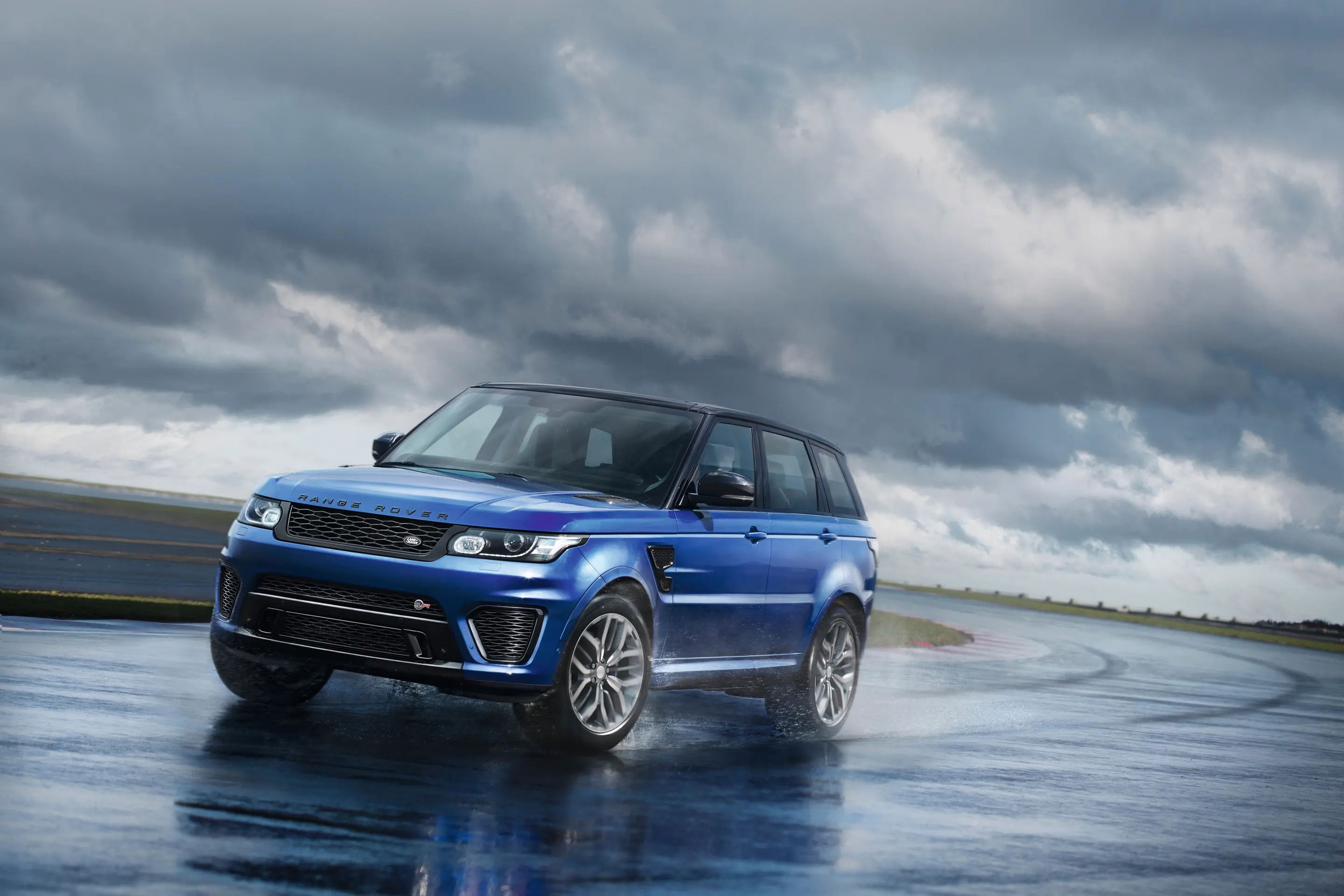 2015 Range Rover Sport SVR.