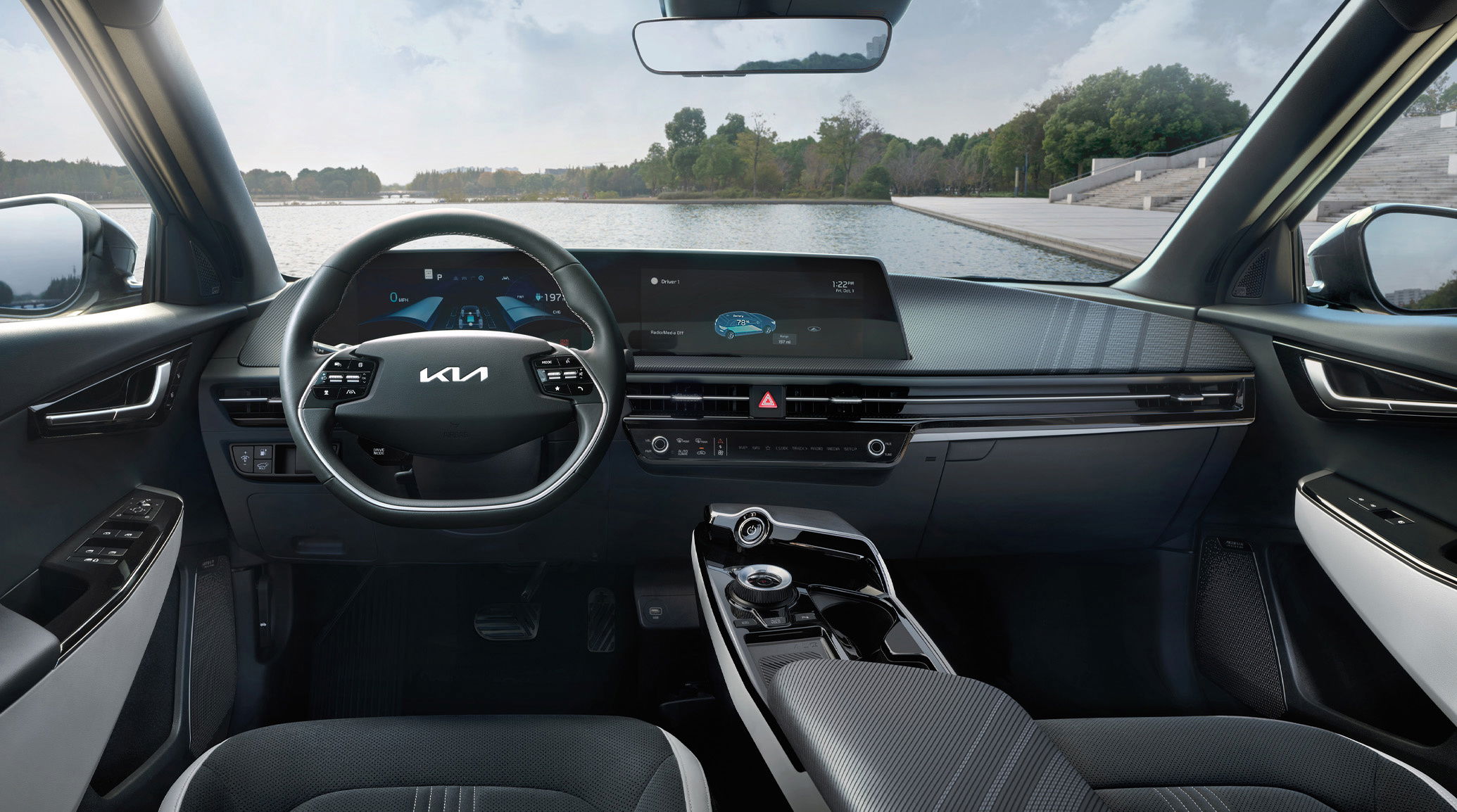 2024 Kia EV6 infotainment and tech features.