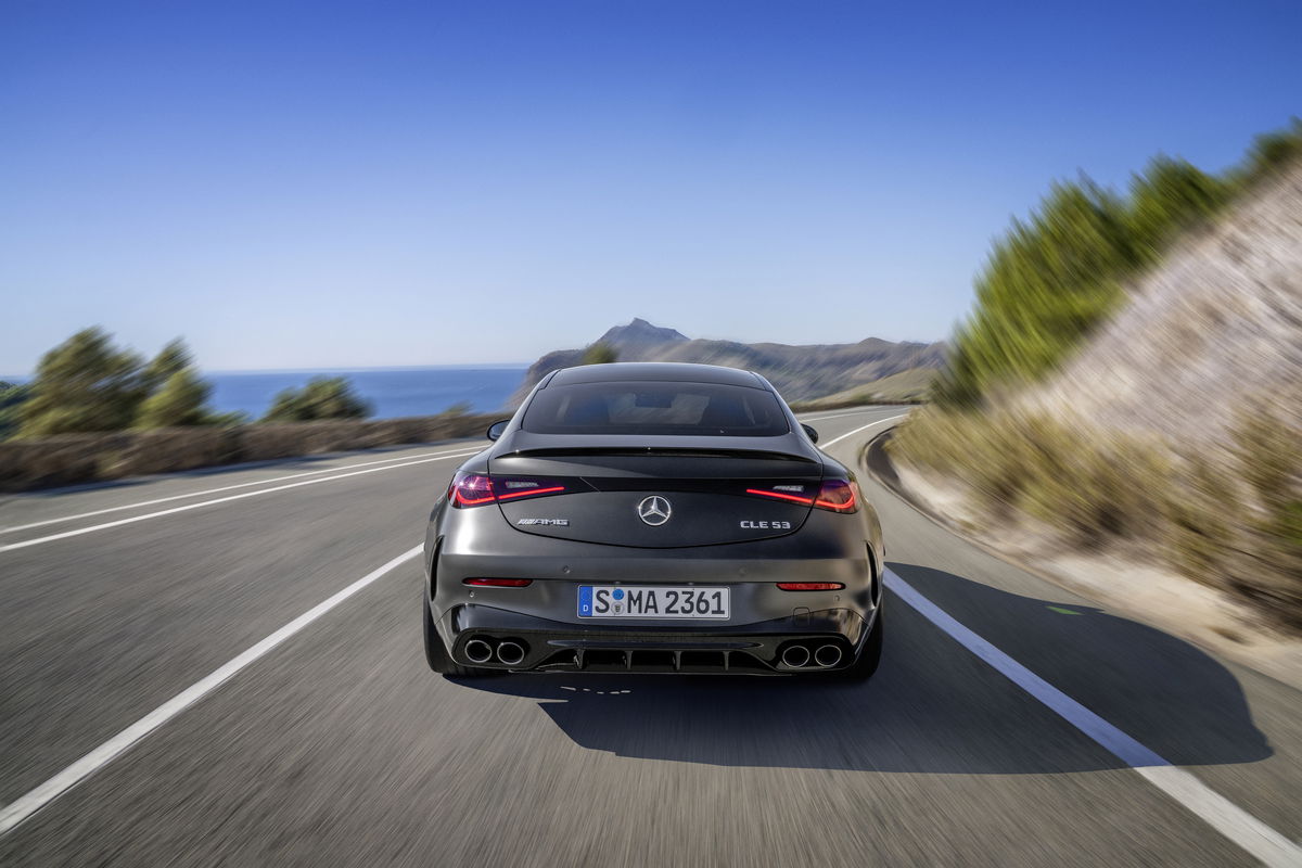 Mercedes-AMG CLE 53 Coupe Three-Speed Sensitive Sterring.