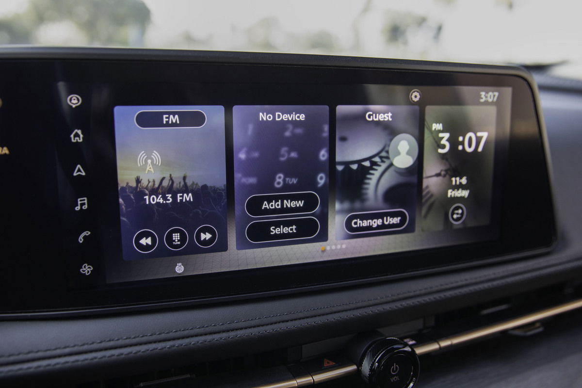 2023/2024 Nissan Ariya infotainment system.