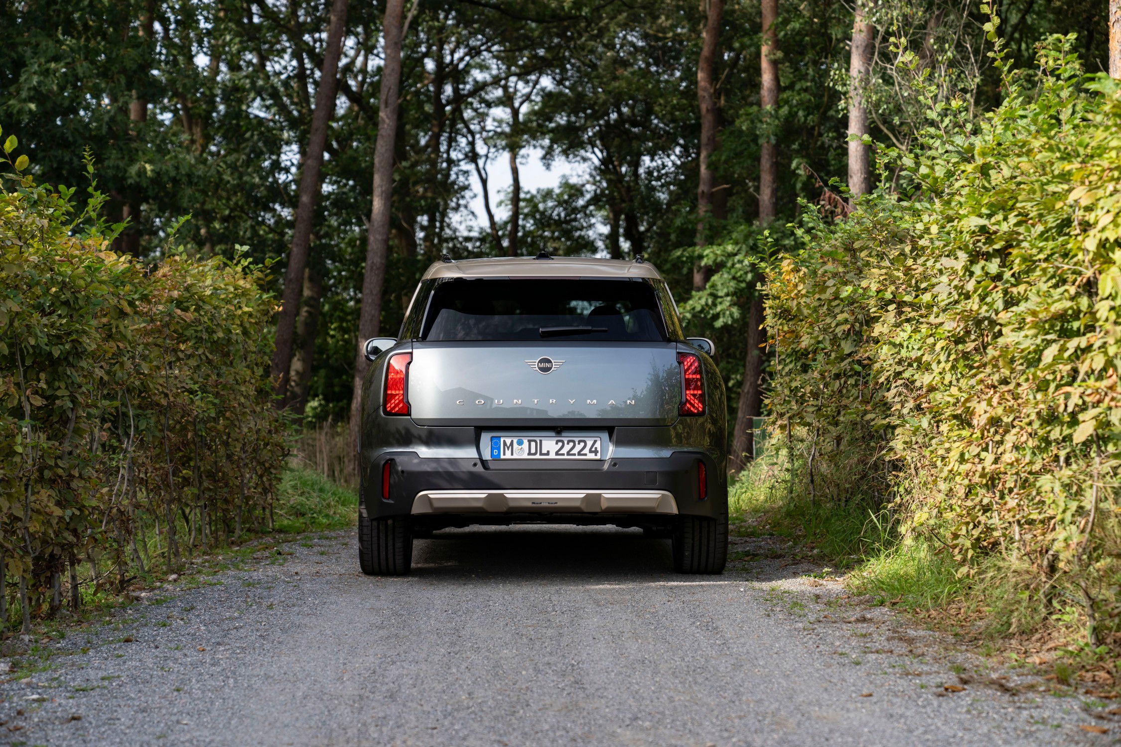 2024 MINI Countryman C rear.