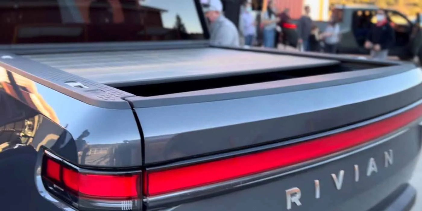 Rivian R1T Tonneau Covers.