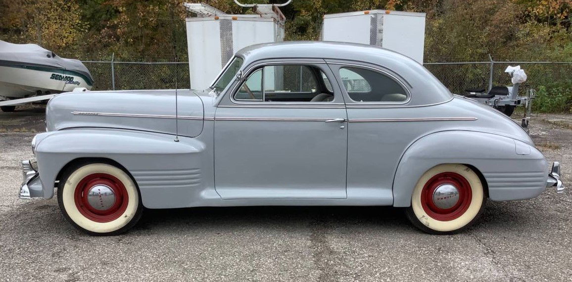 1941 Pontiac Torpedo overview.