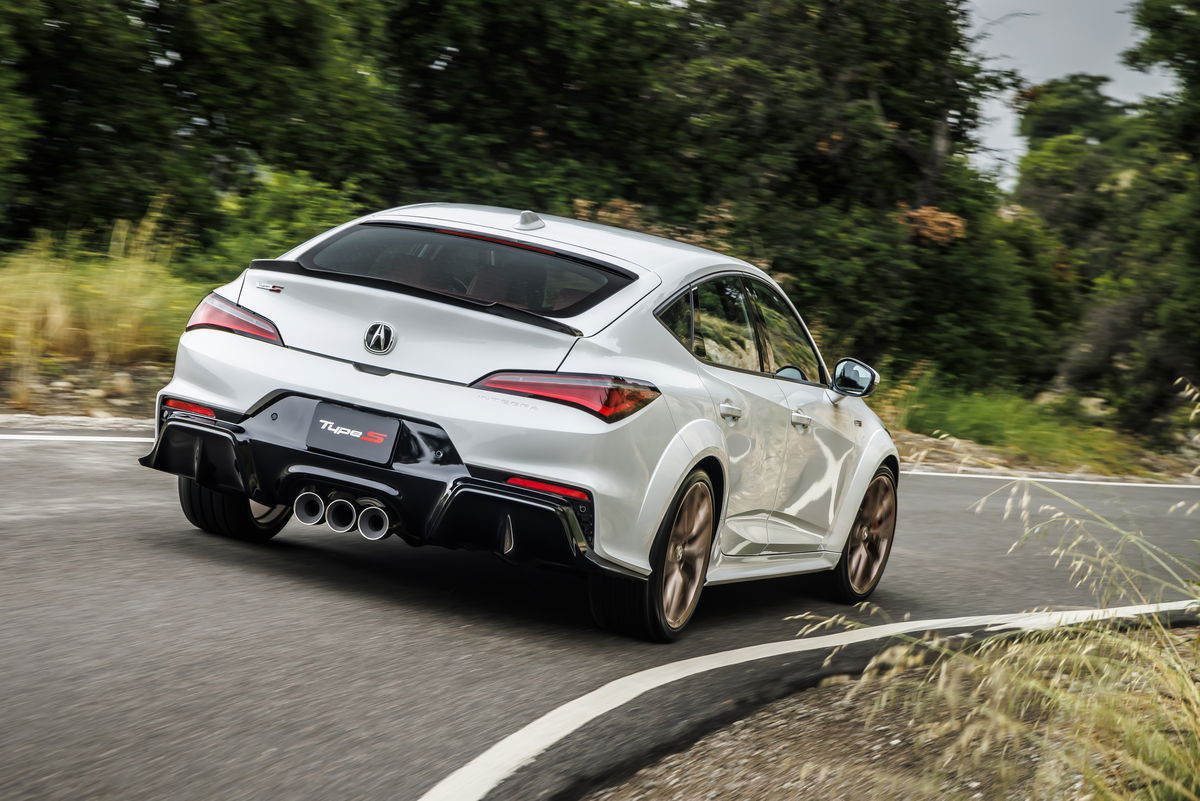 2024 Acura Type S uses dual-axis strut front suspension.