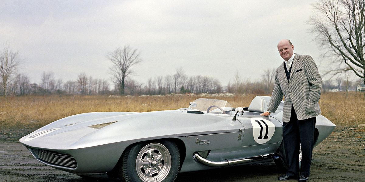 1959 Chevrolet Corvette Sting Ray racer.