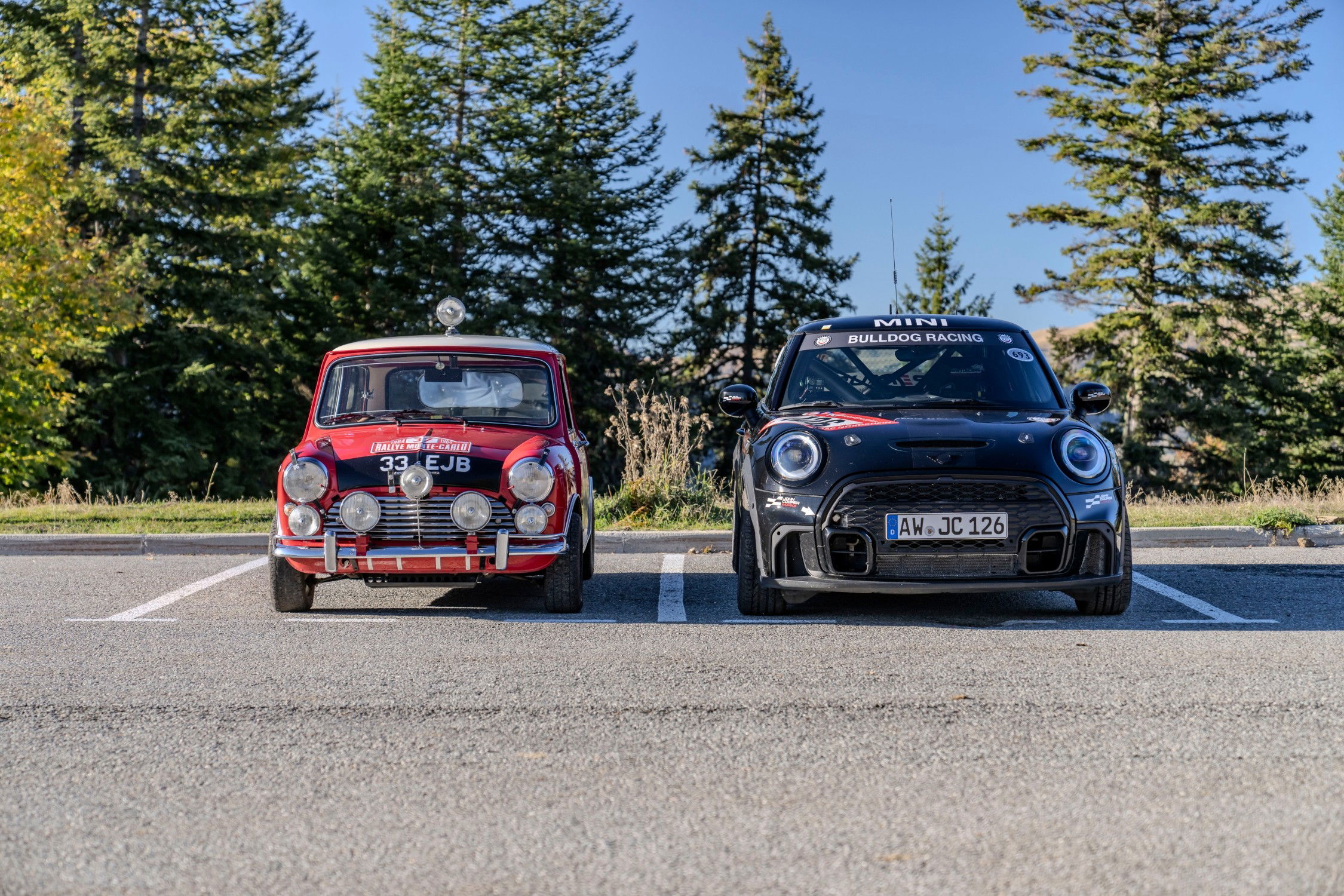 Gen 1 MK1 an Gen IV MK3 MINI Cooper.