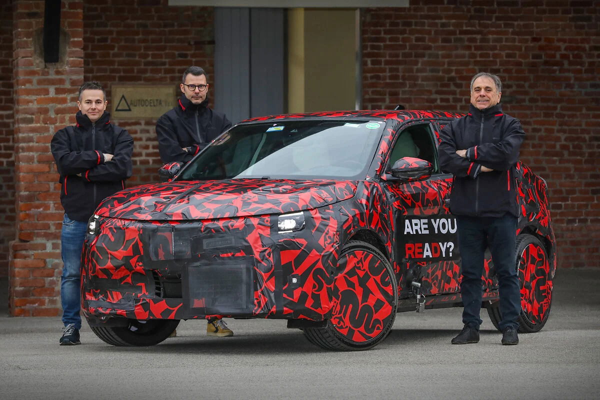 Alfa Romeo Milano SUV.