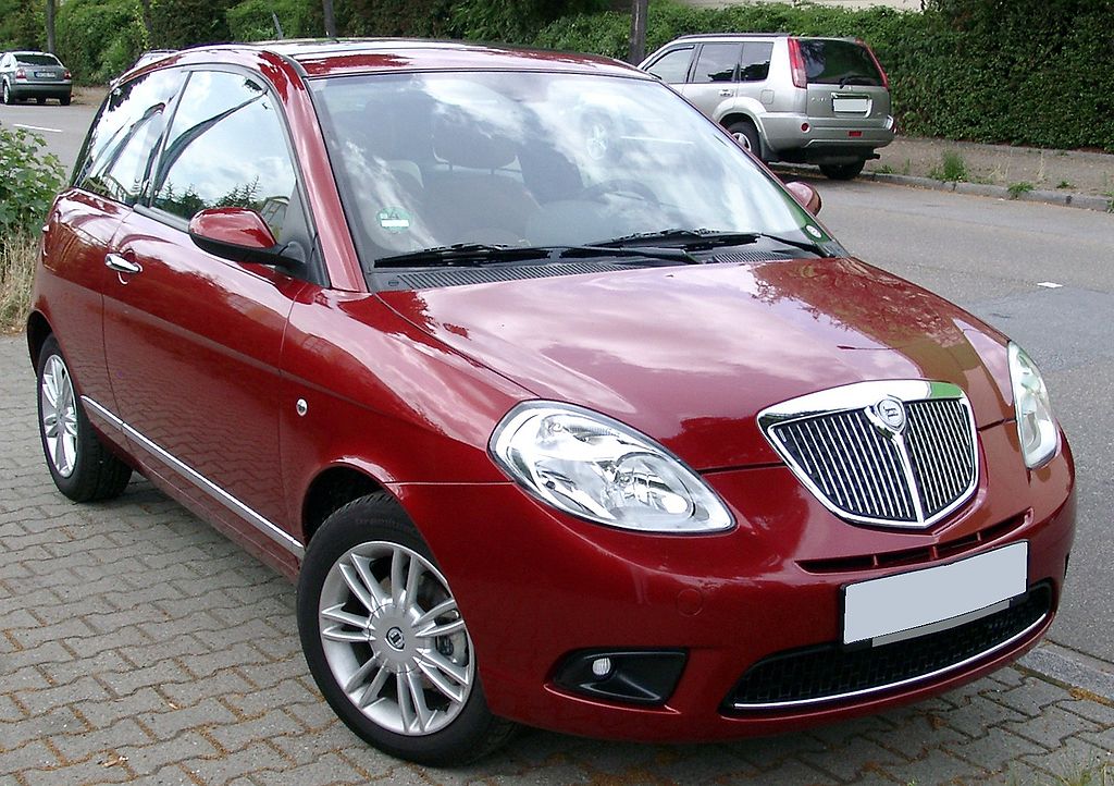 2003 Lancia Ypsilon.