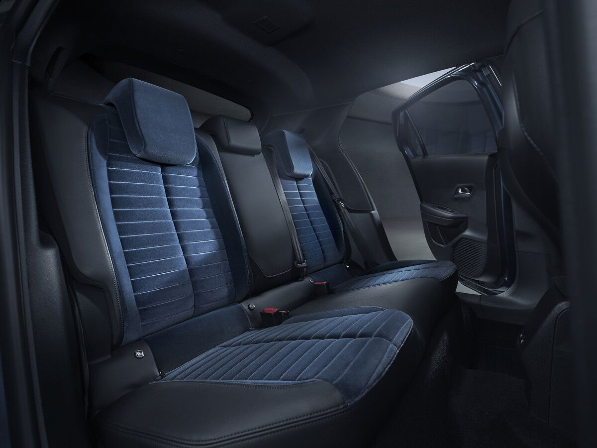 Lancia Ypsilon rear seats.