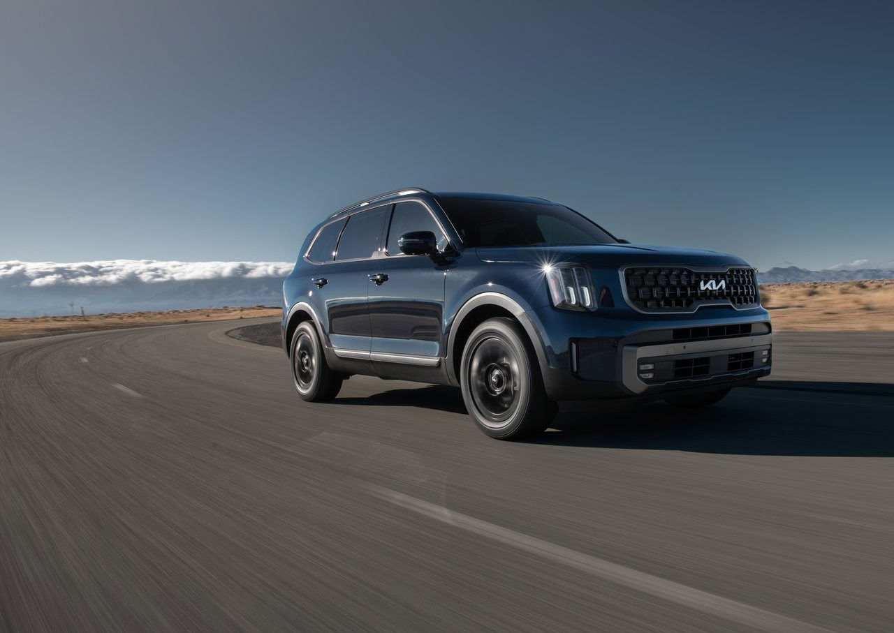 Most fuel-efficient V6 cars and SUVS 2024: 2024 Kia Telluride.