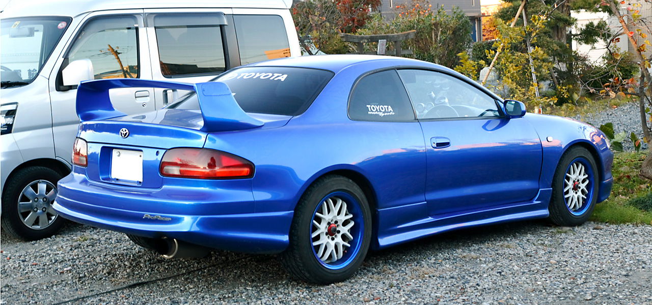 Toyota Curren and Toyota Celica.