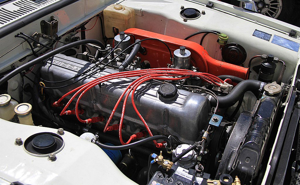 1972_Nissan_Skyline_Hardtop_C10_2000GT-X_engine.