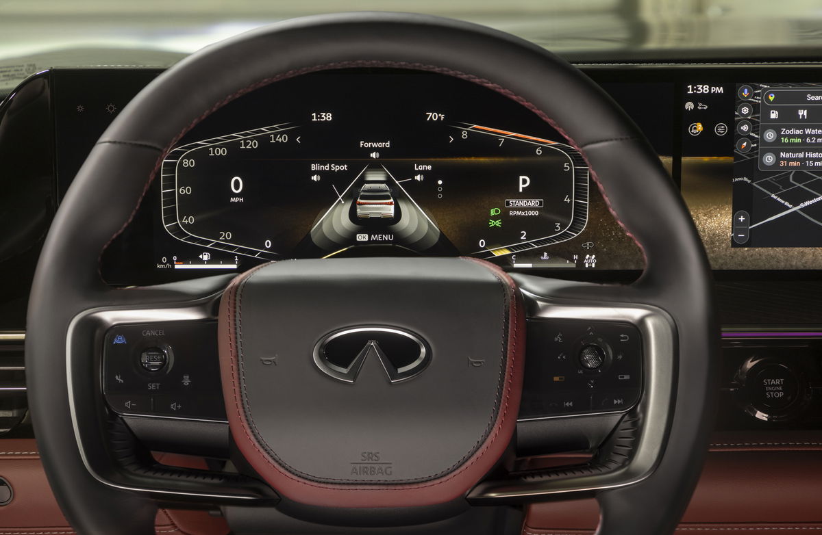 2025 INFINITI QX80 driver-assist features.