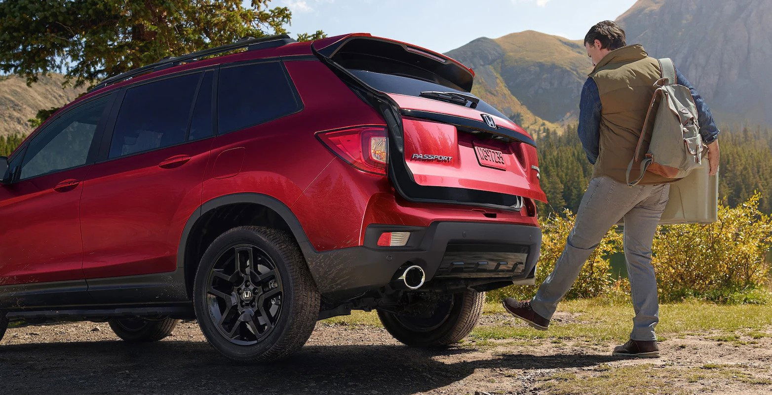 2024 Honda Passport power liftgate.