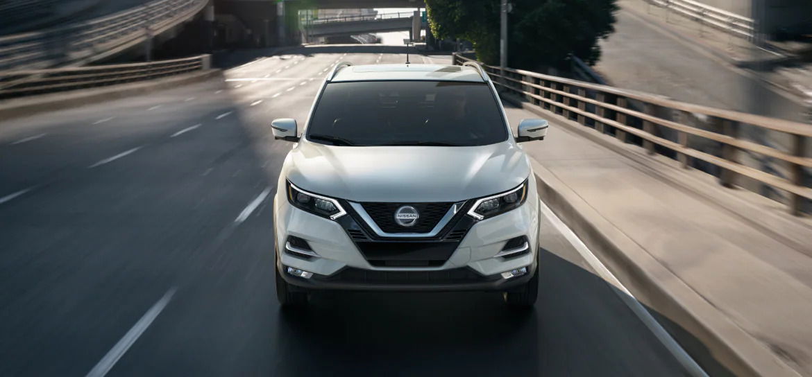 2022 Nissan Rogue fuel economy.