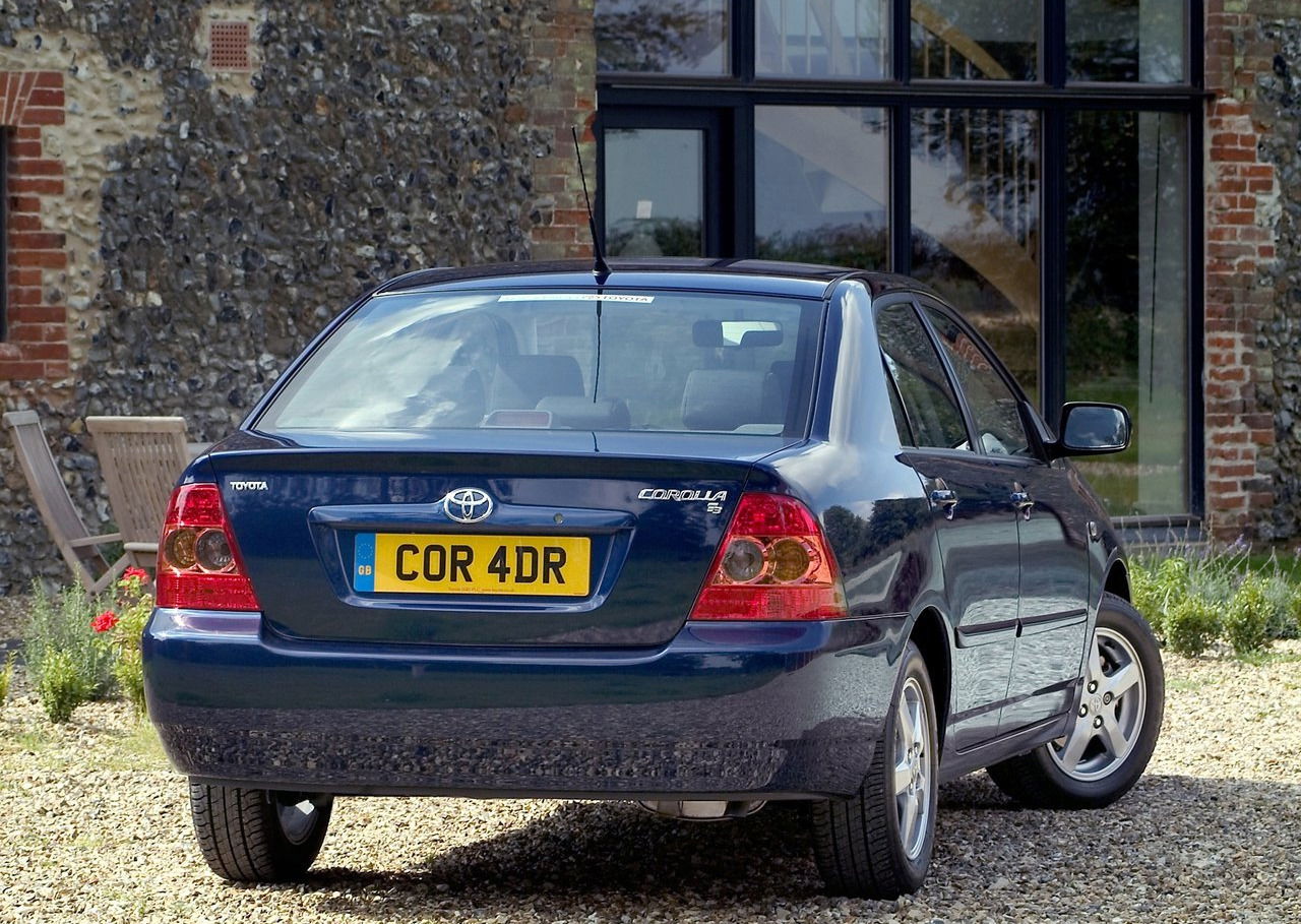 2005 Toyota Corolla rear.