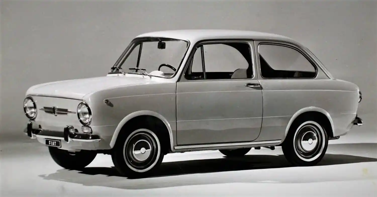 Top 14 slowest cars in the world: 1968 Fiat 850 Idromatic.