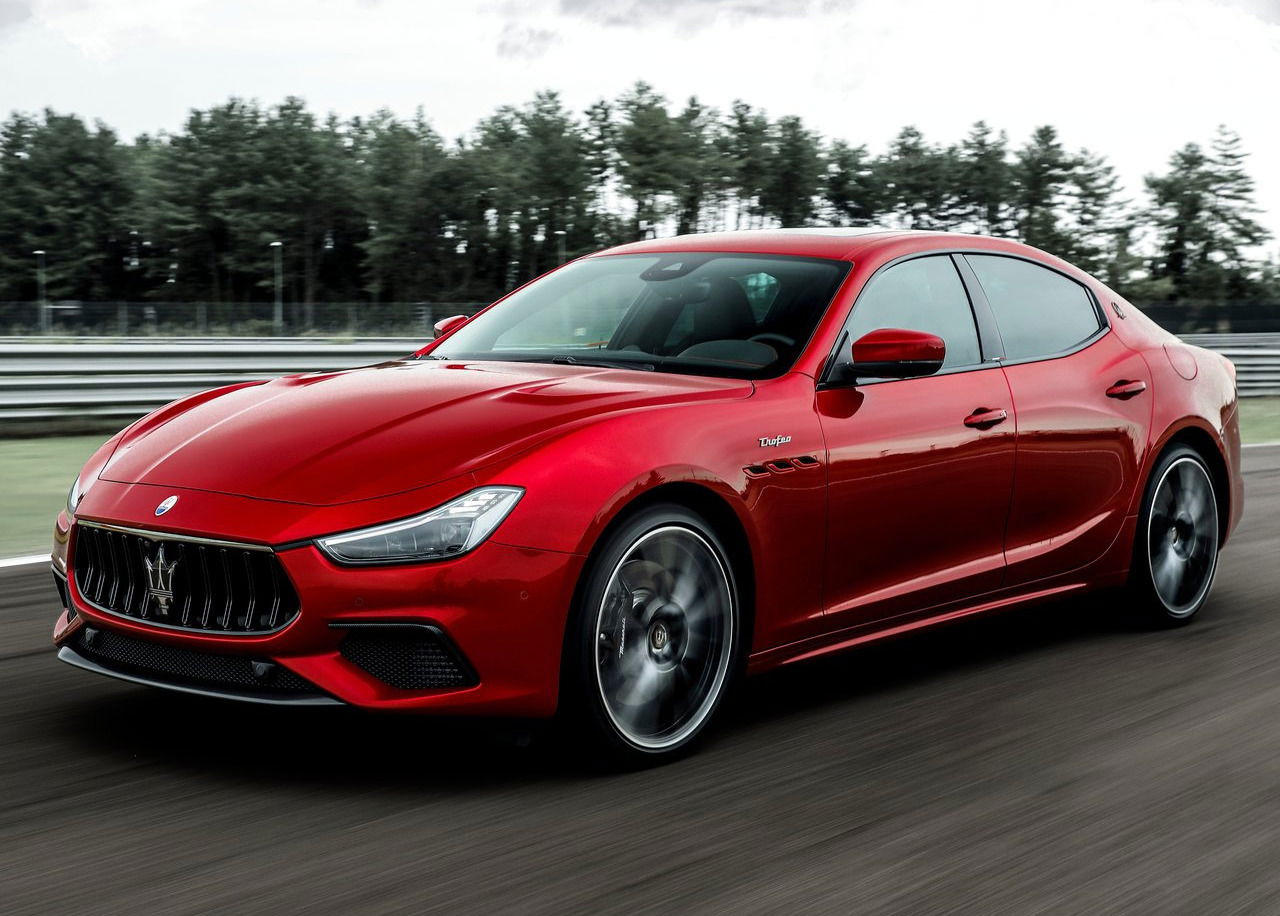 Fastest performance sedans: 2021 Maserati Ghibli Trofeo.