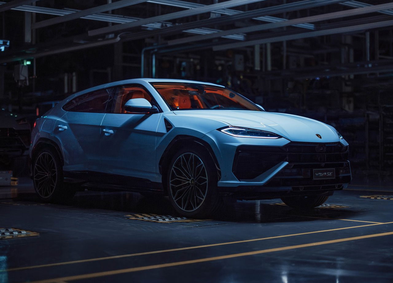 How the Lamborghini Urus evolved.