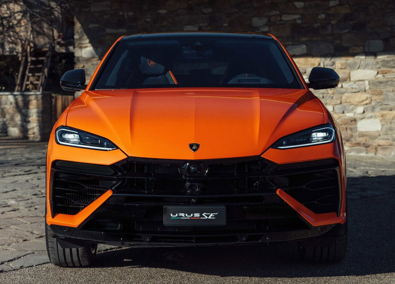 2025 Lamborghini Urus price.