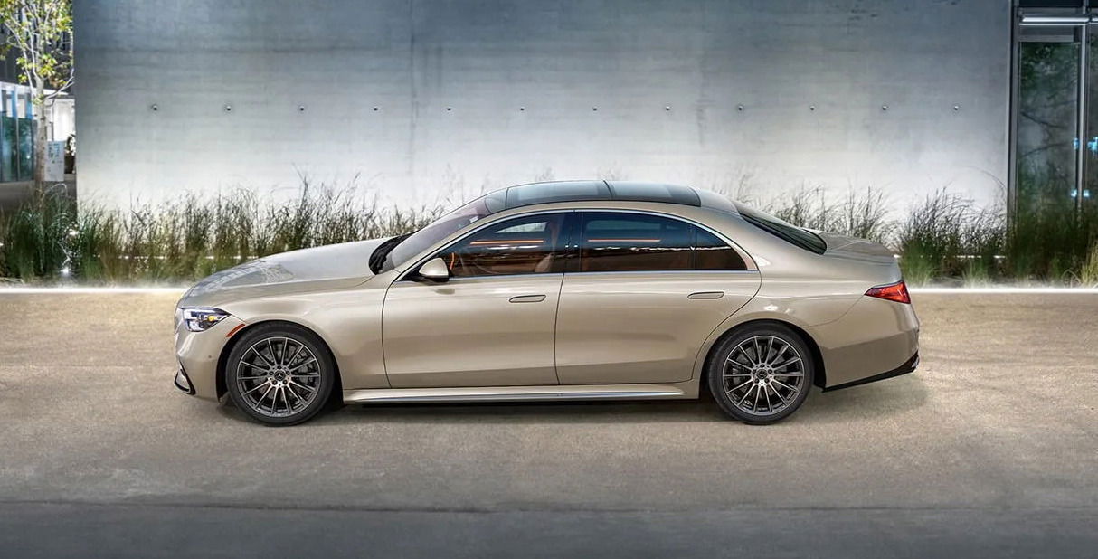 2025 Mercedes-Benz S-Class Sedan.