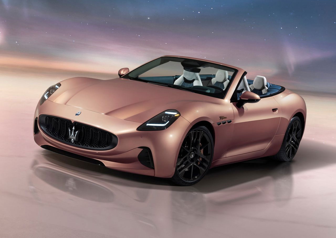 All-electric convertible: 2025 Maserati GranCabrio Folgore.