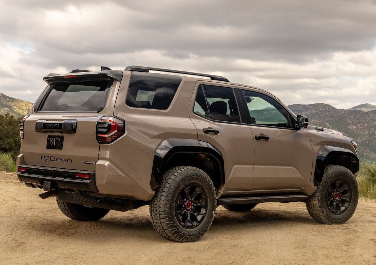 2025 Toyota 4Runner performance and handling.