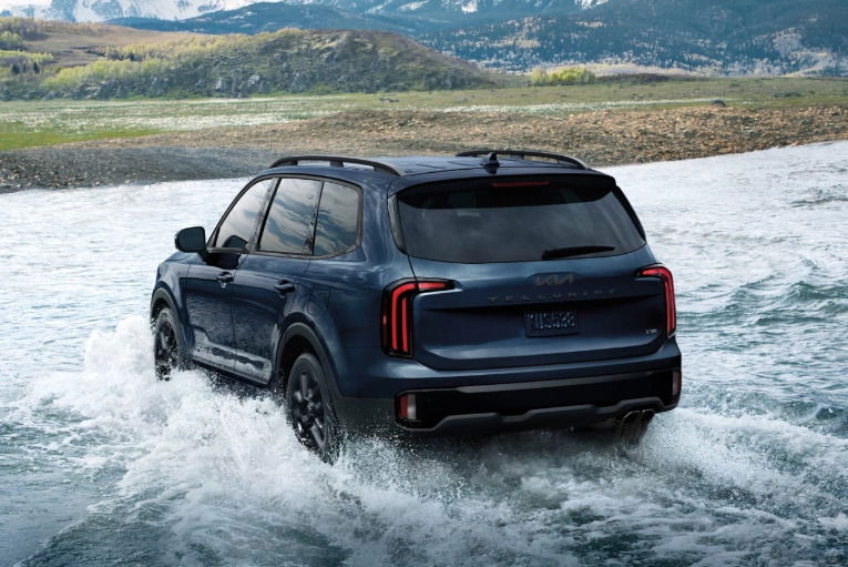 2025 Kia Telluride SX-Prestige safety packages.