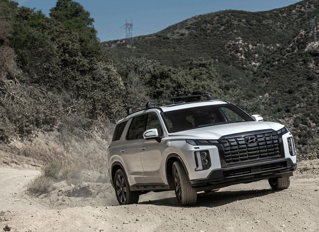 Most Reliable 6 Cylinder SUVs: 2025 Hyundai Palisade.