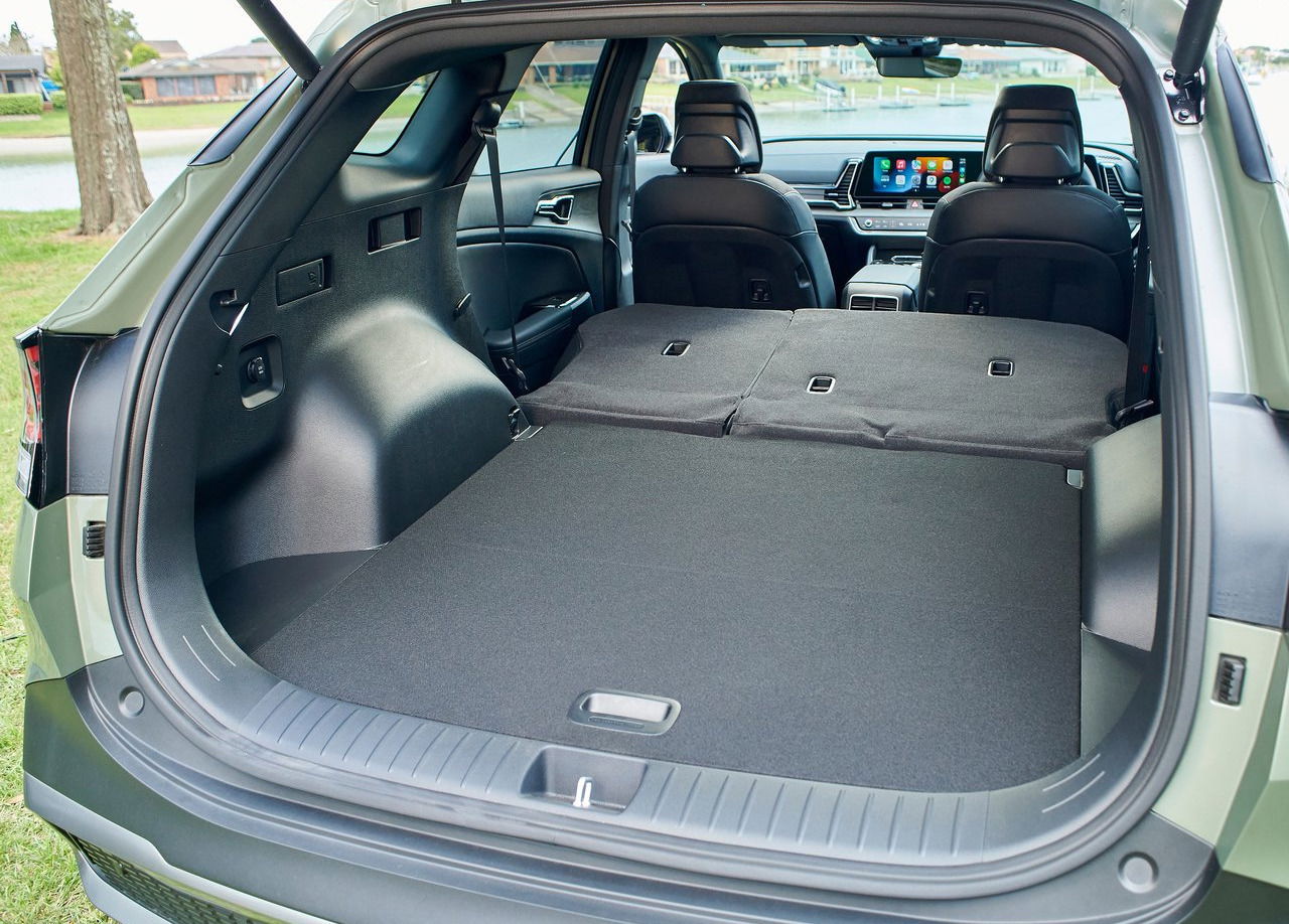 Kia Sportage cargo space.