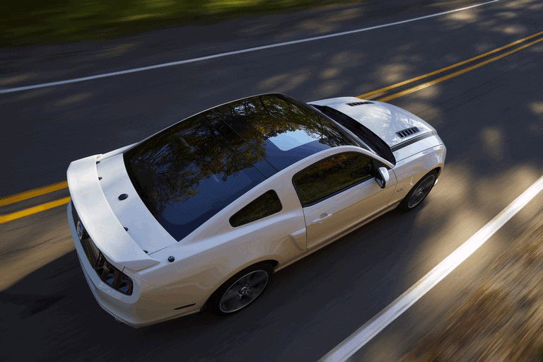 Used Sports Cars with Sunroofs and Heated Seats: Ford Mustang.