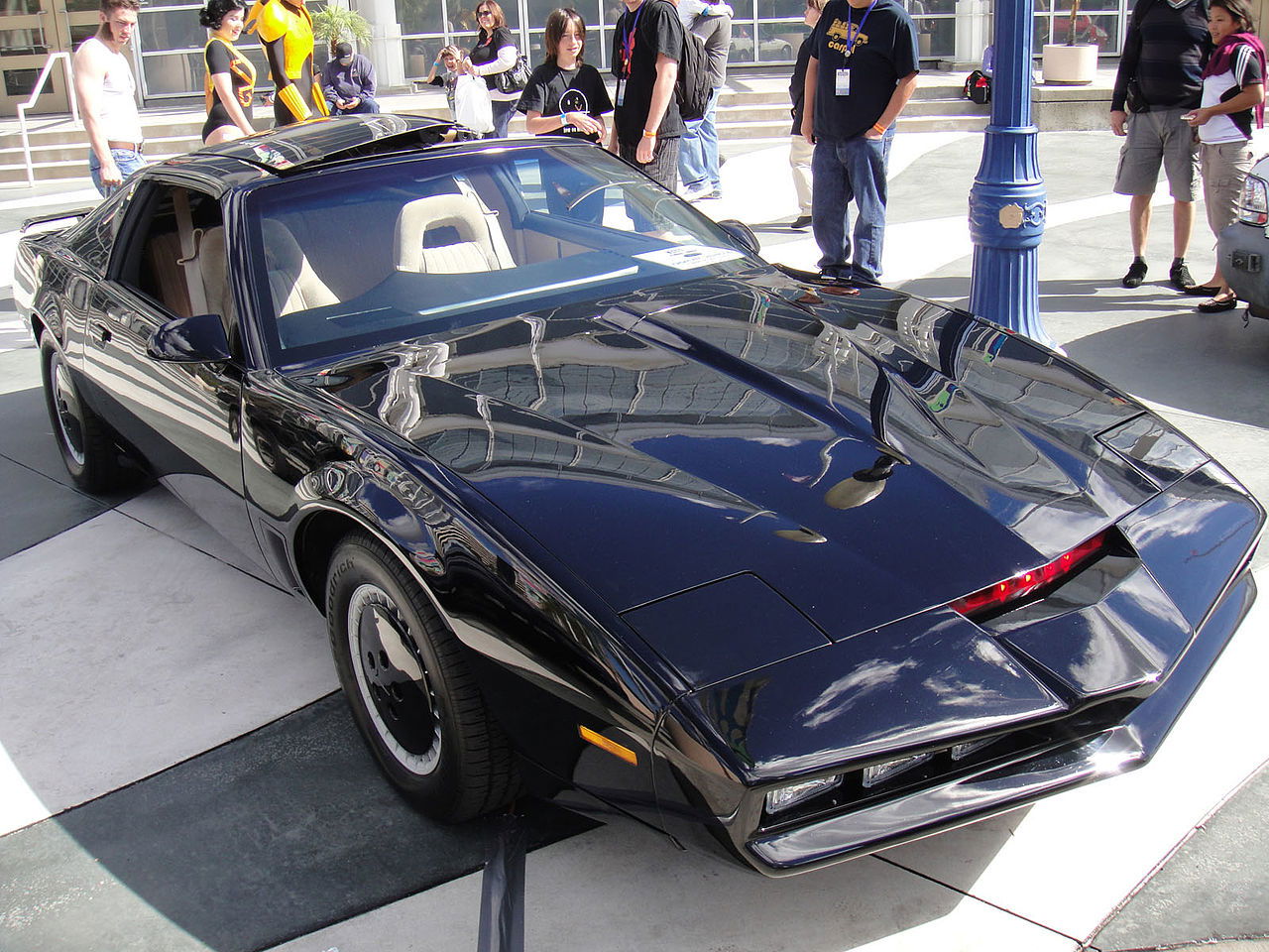 Iconic TV cars: KITT from "Knight Rider."