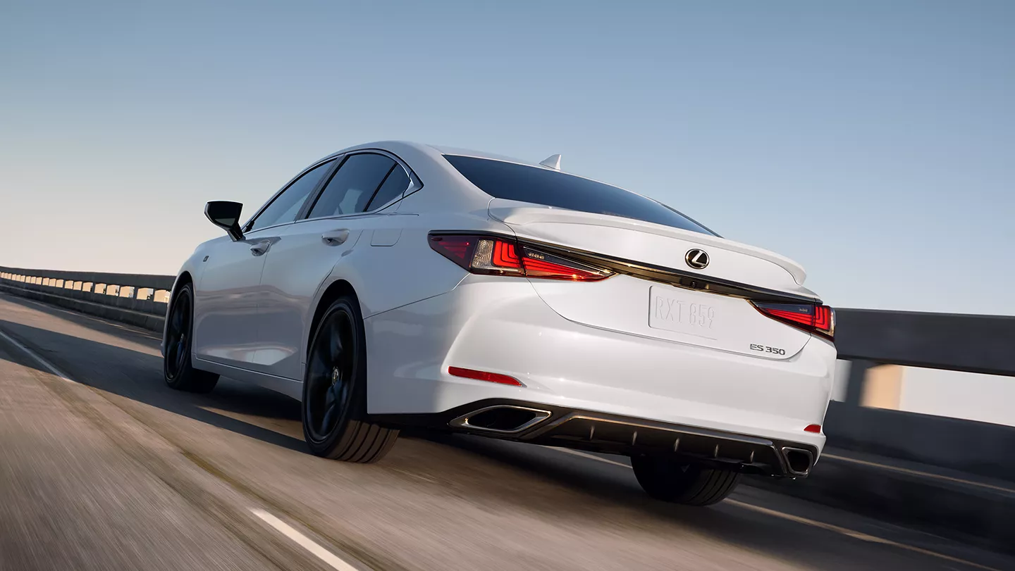V6 luxury sedans in 2025: Lexus ES 350.